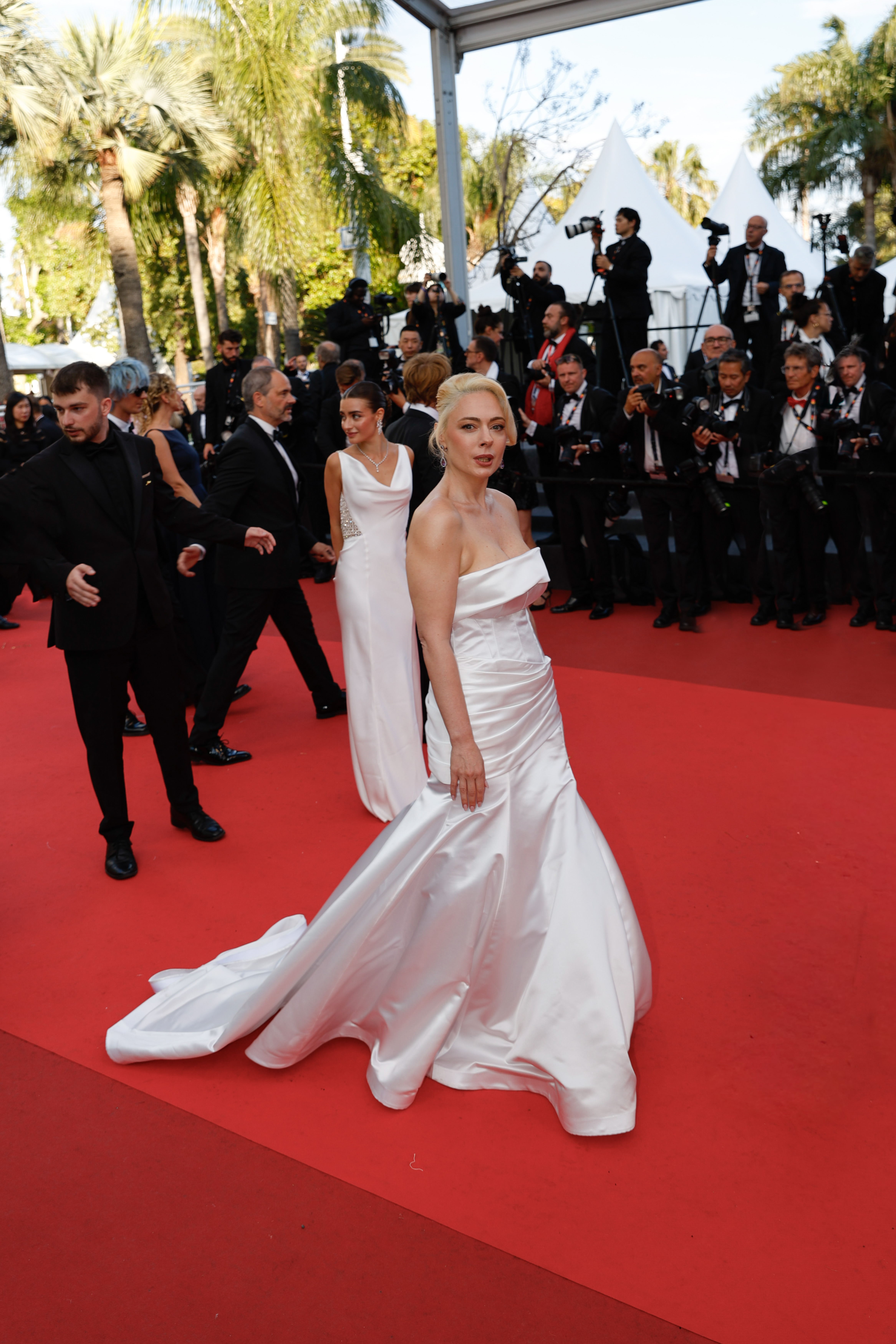 Ce spune Giulia Nahmany despre „Fjord”, filmul lui Cristian Mungiu aplaudat îndelung la Cannes 2026: „Onoare și bucurie”
