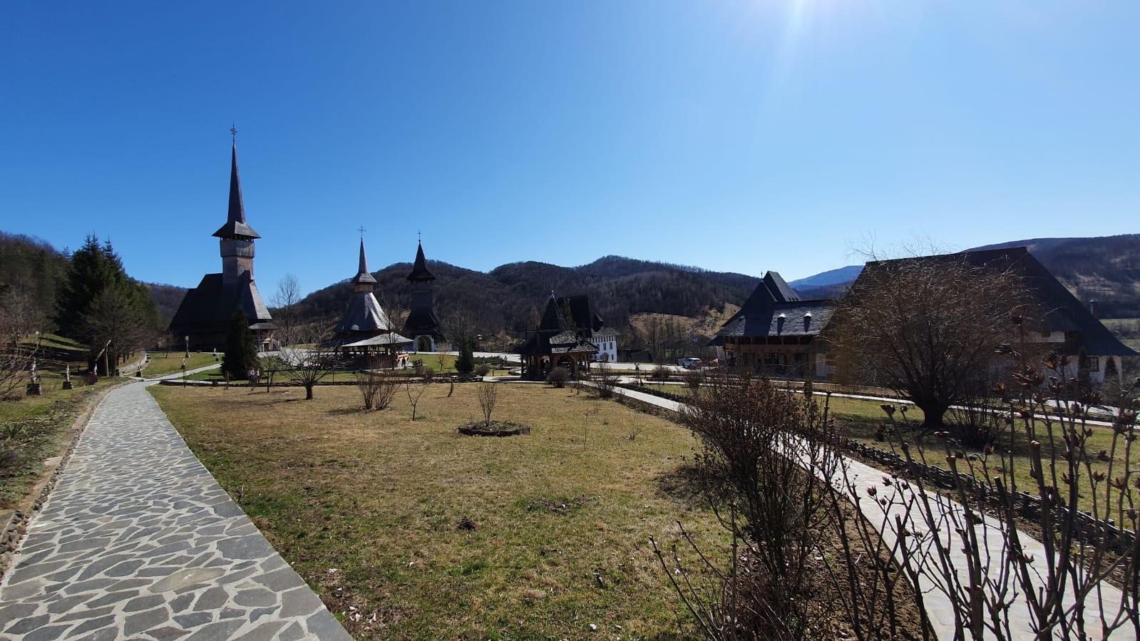 Turism pe timp de coronavirus. Libertatea a fost în Maramureş, unde a rămas doar urma zecilor de mii de turiști de altădată