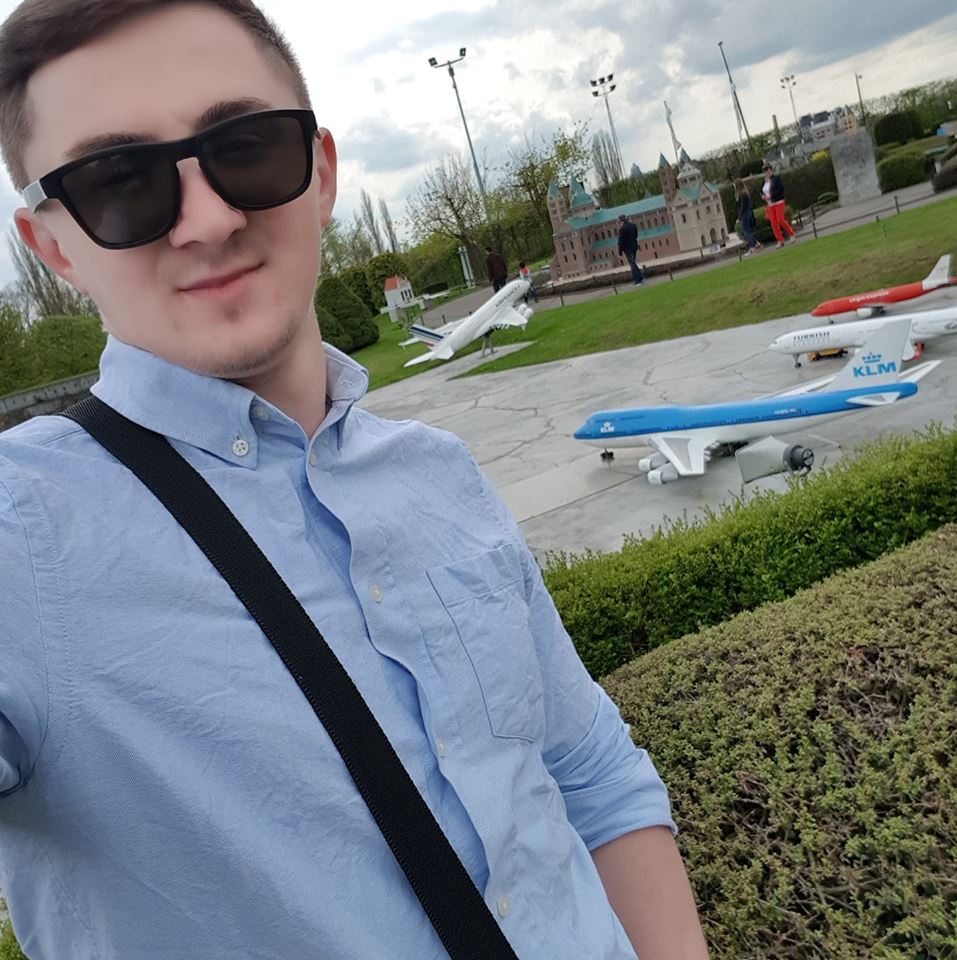 S-a întors în țară în primul lui concediu, dar a murit înecat, sub ochii părinților. Mesajul sfâșietor transmis de sora lui pe Facebook