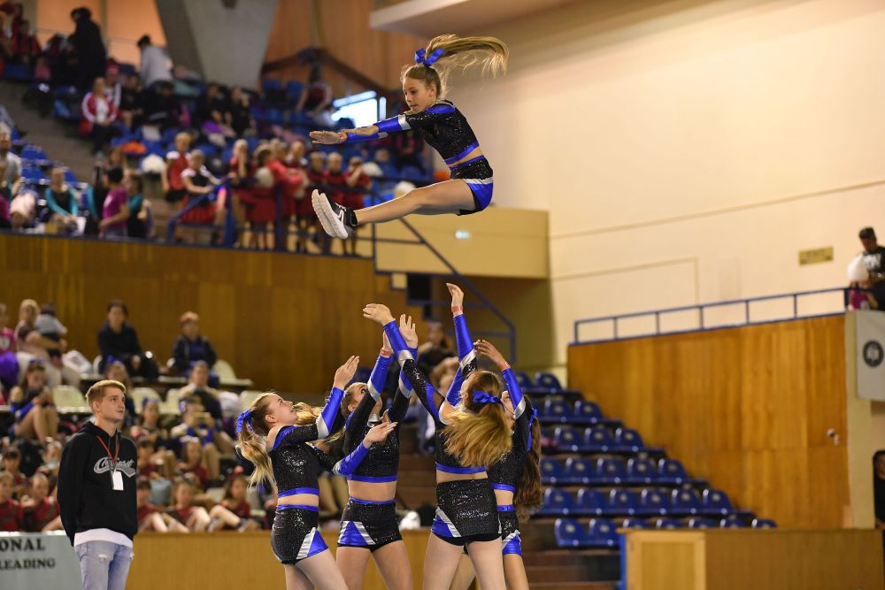 FOTO/ Frumusețe de spectacol. Majoretele au ridicat sala în picioare la Campionatul Național de la Cluj