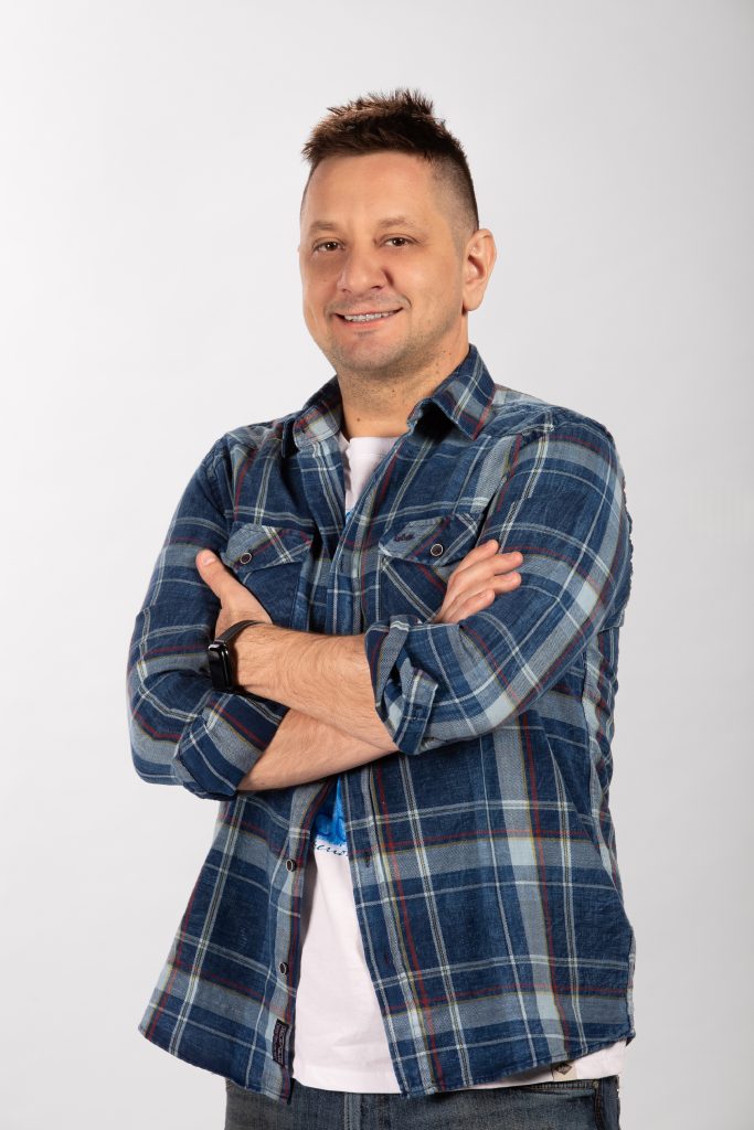 Cum s-a schimbat cariera lui Octavian Strunilă în ultimii ani. De la actorul din „Inimă de țigan”, la prezentatorul de la Kanal D