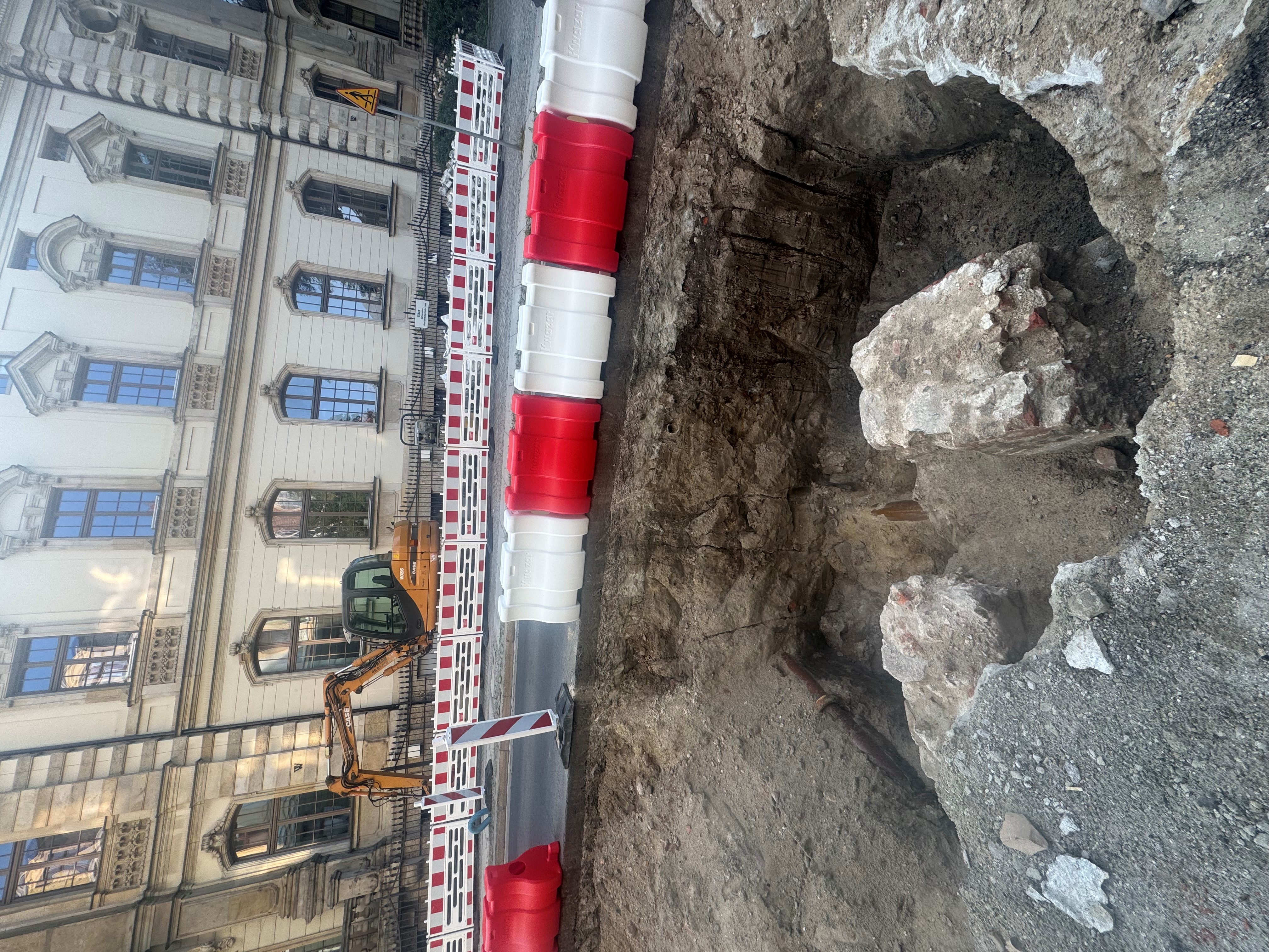 Ślady średniowiecznego miasta pod przyszłą drogą rowerową
