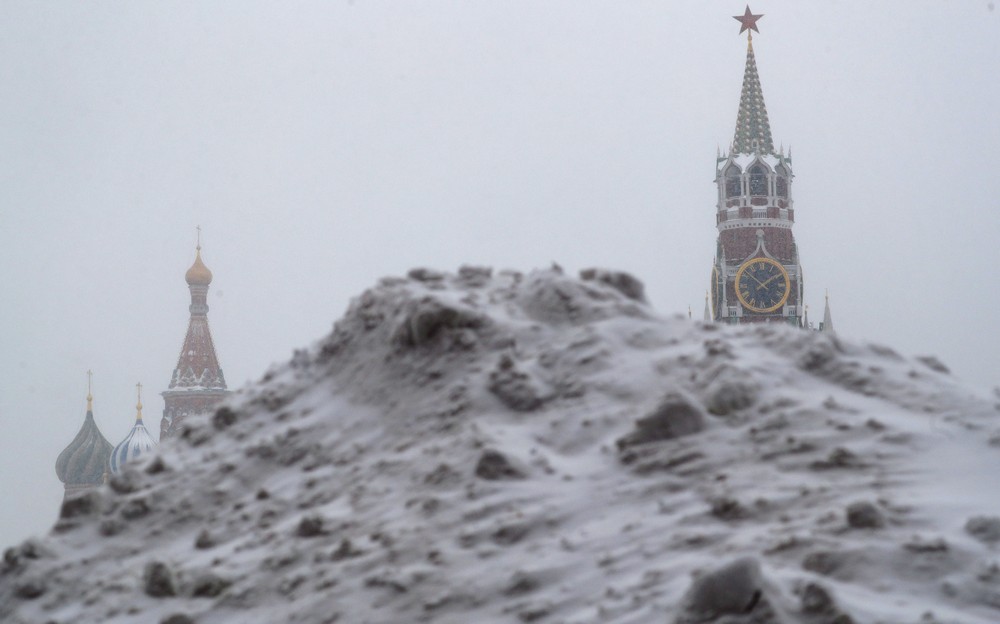 Moscova, afectată de cea mai puternică furtună de zăpadă din ultimii 70 de ani / GALERIE FOTO