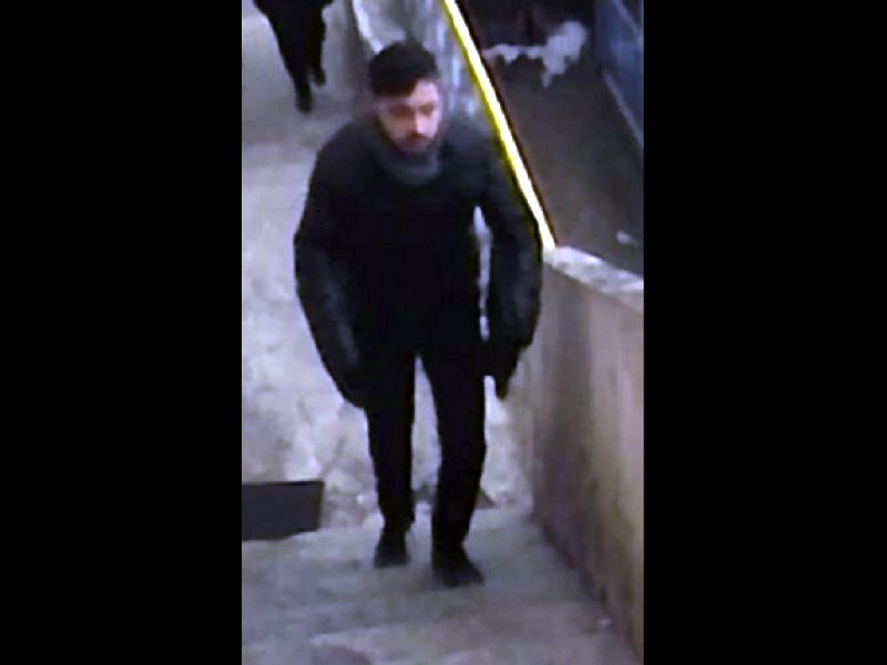 Cine este bărbatul care și-a împins tatăl de la balcon în Roman. Călin Cătălin Vârgolici a fost prins/ FOTO