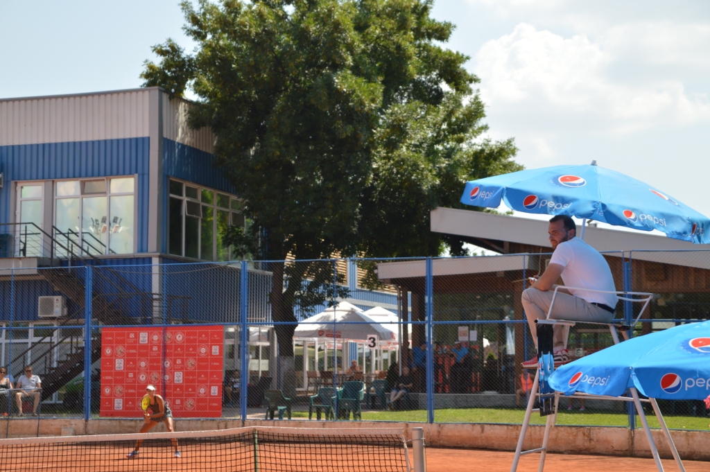 Elena Cadar, principala favorită, a părăsit turneul ITF ”Ilie Năstase” de la Arad / GALERIE FOTO