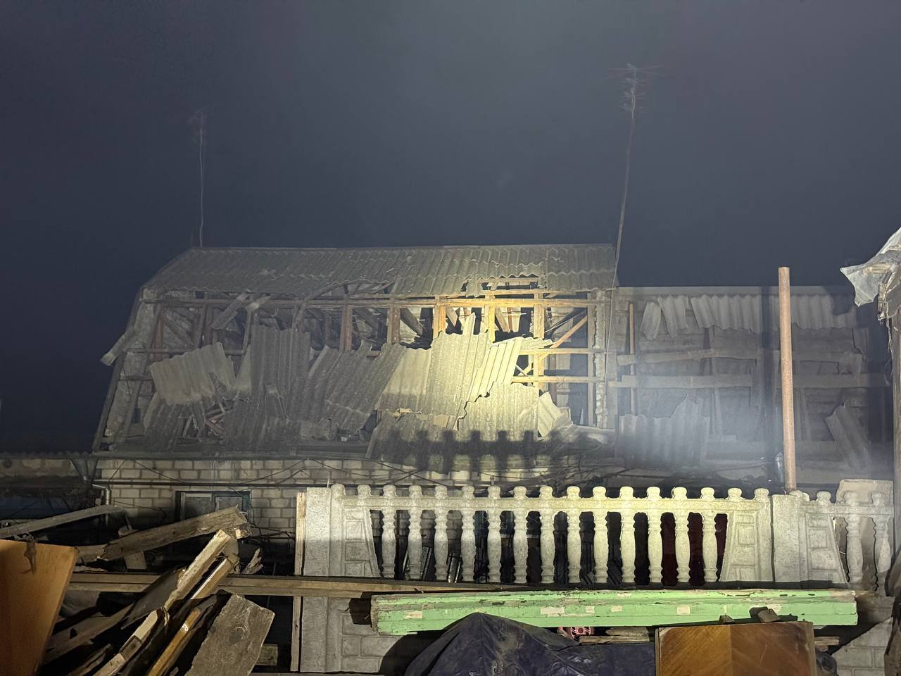 Rusia a lansat un nou „atac masiv cu drone” asupra caselor oamenilor din Odesa: cel puțin trei oameni au fost răniți