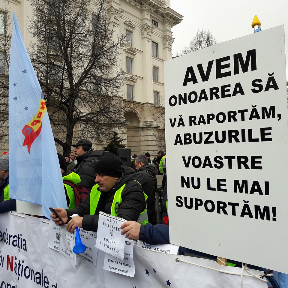 FOTO & VIDEO | Protest al sindicaliștilor din poliție și penitenciare. Reacția MAI