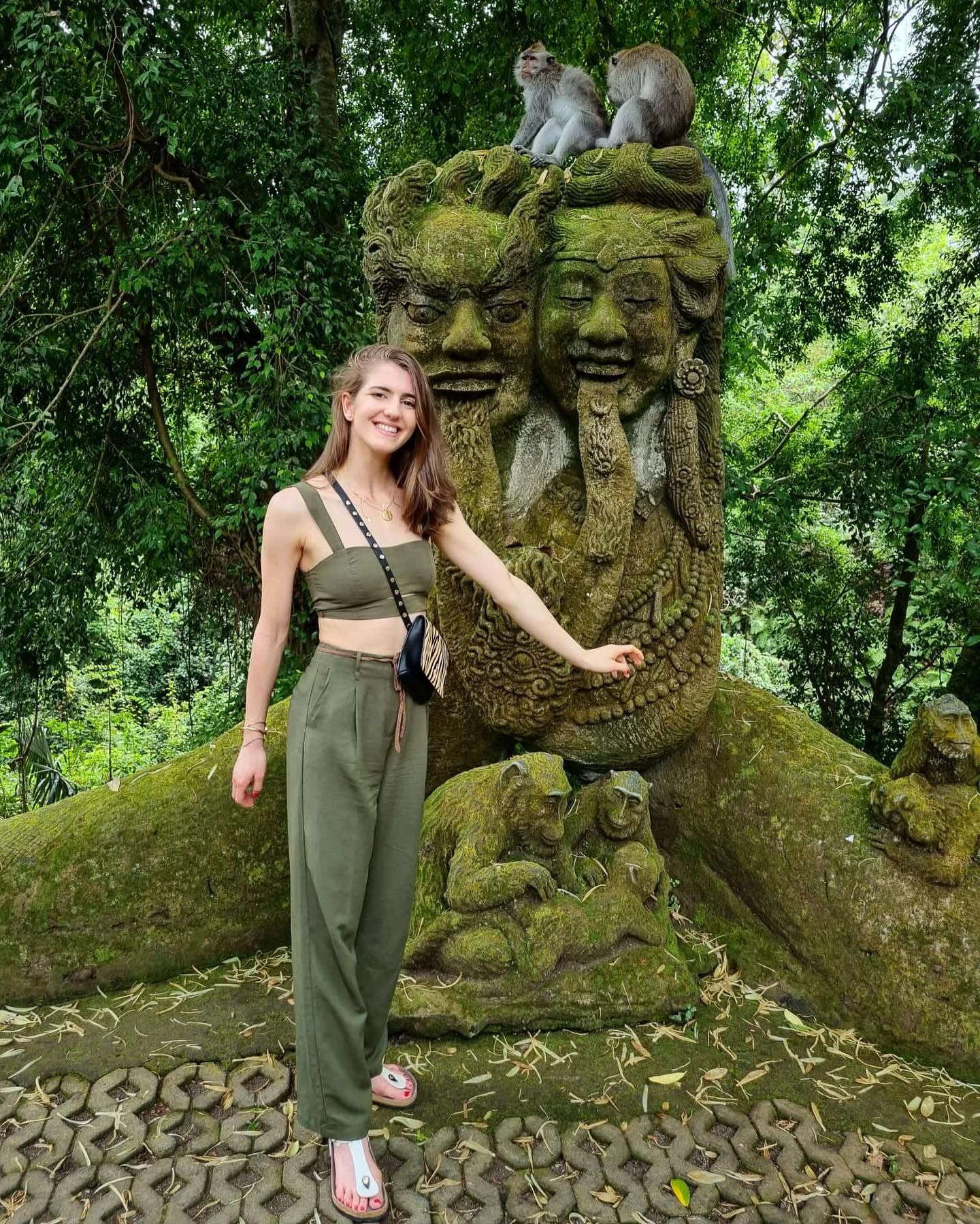 Alexandra Predescu între concursuri și vacanțe exotice. Campioană la scrimă, regină pe Instagram