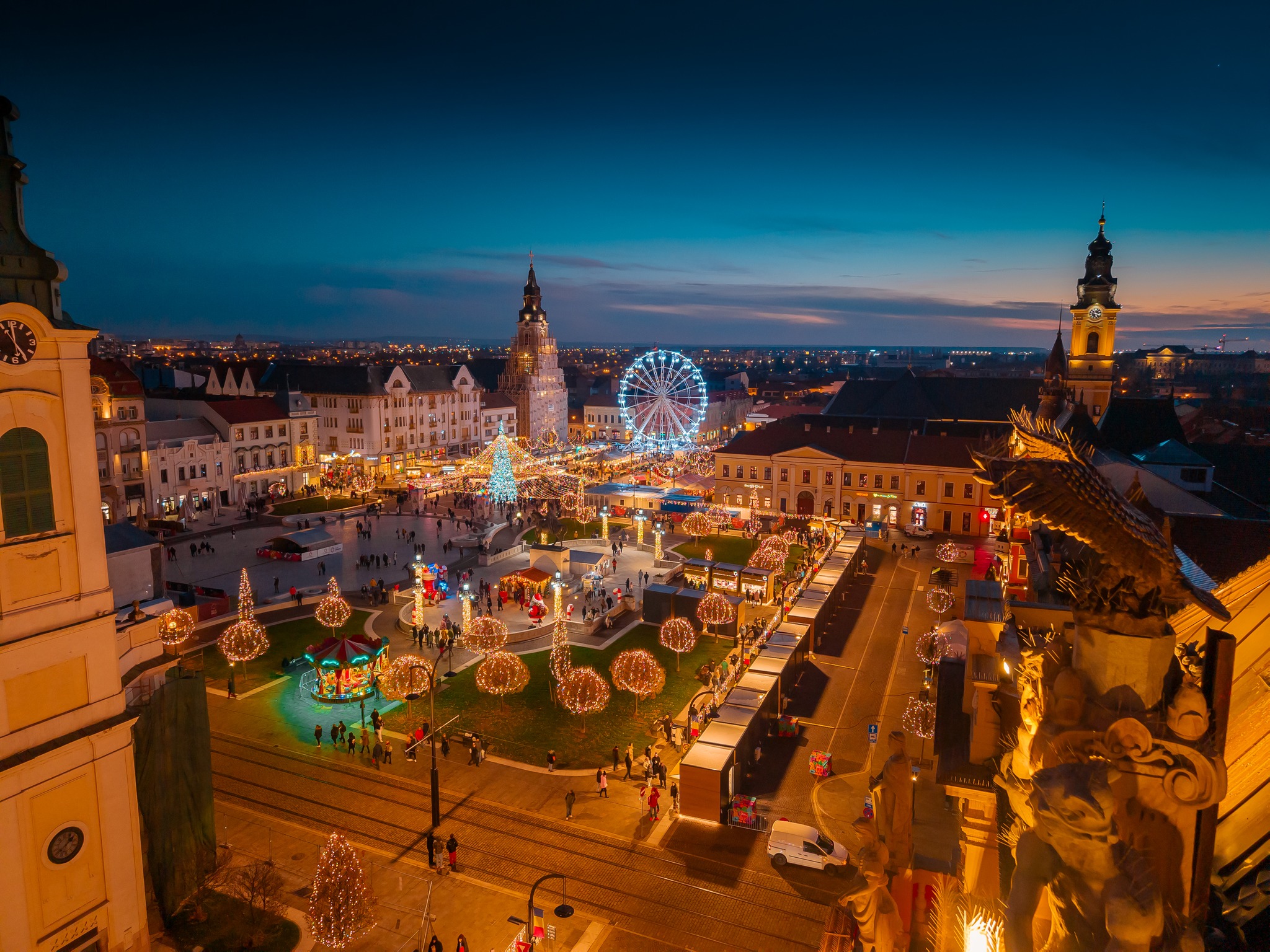 Târgul de Crăciun Oradea 2025. Miza pe artizanatul românesc, cu produse create de meșteșugari + un patinoar de 30 de metri lungime
