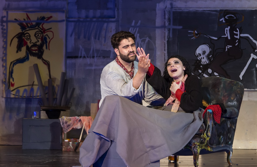 Ana Maria Donose, soprana de la Opera din Iași care a învins cancerul. Bunicul ei l-a învățat pe Patriarhul Daniel să cânte
