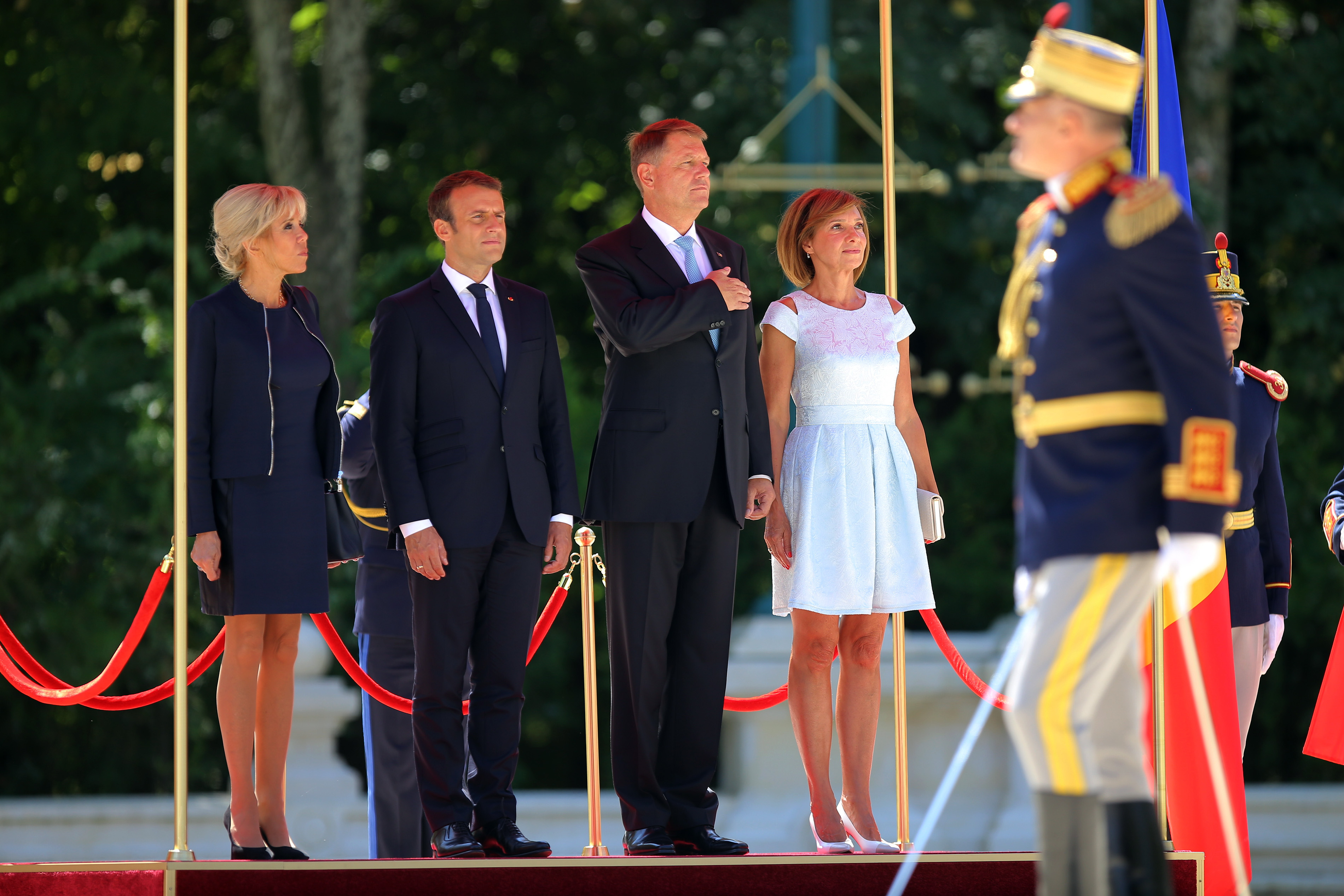 Vizita preşedintelui Franţei în România. Emmanuel Macron a spus că vrea reformarea spațiului Schengen și sprijină integrarea României