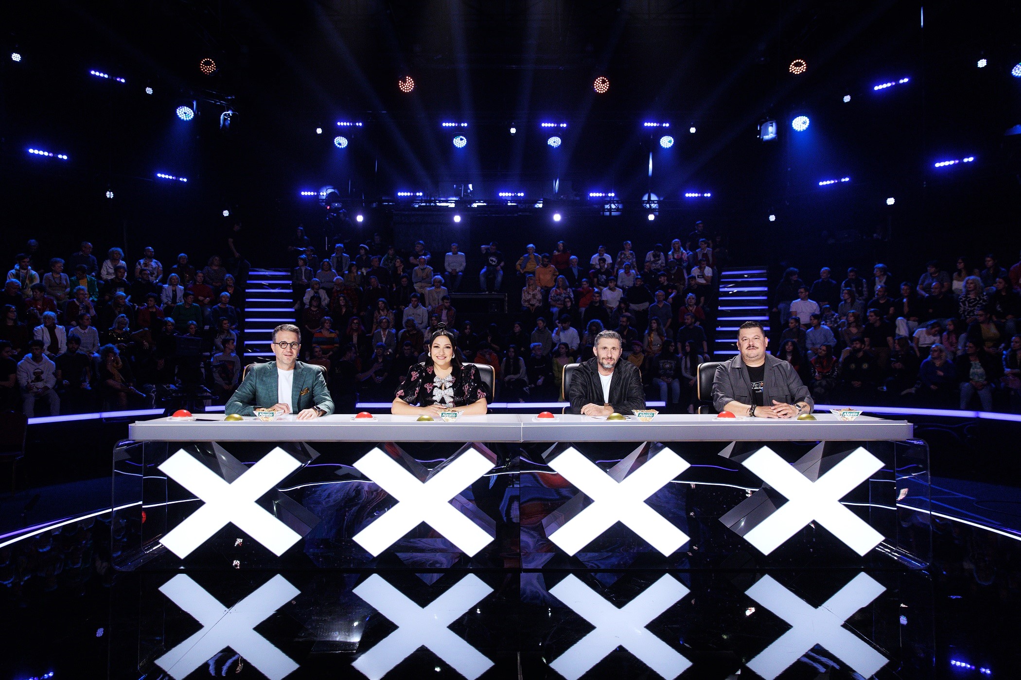 Cum îi va surprinde o adolescentă din Tecuci pe jurații de la „Românii au talent”. Ea le-a răspuns: „Tehnica este: Încearcă până îți iese!”