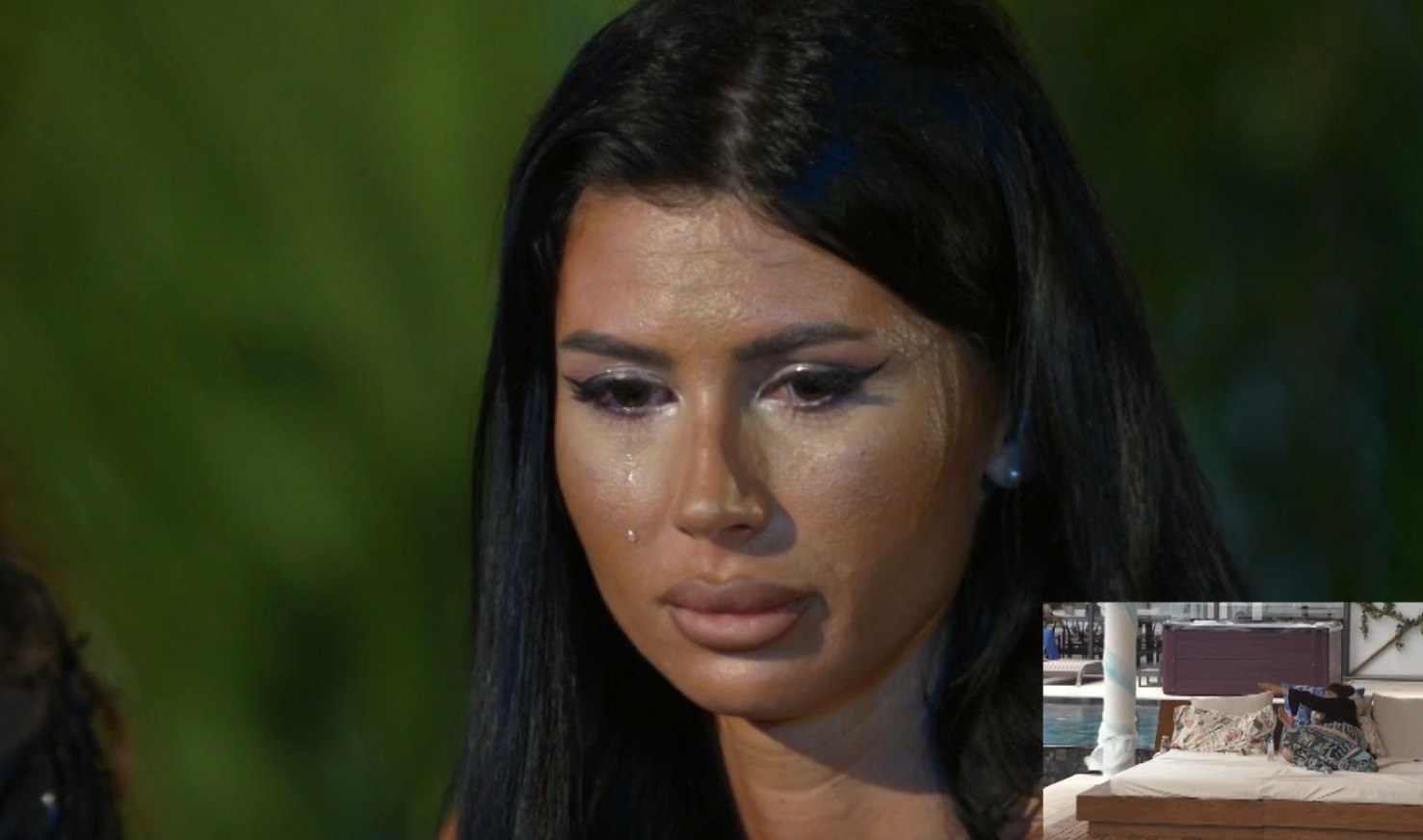 Șiroaie de lacrimi la Insula Iubirii 2025. Bianca Dan e ofticată după ce a văzut imaginile cu Marian Grozavu: „Este naiv! Îl fac astea cum vor ele”
