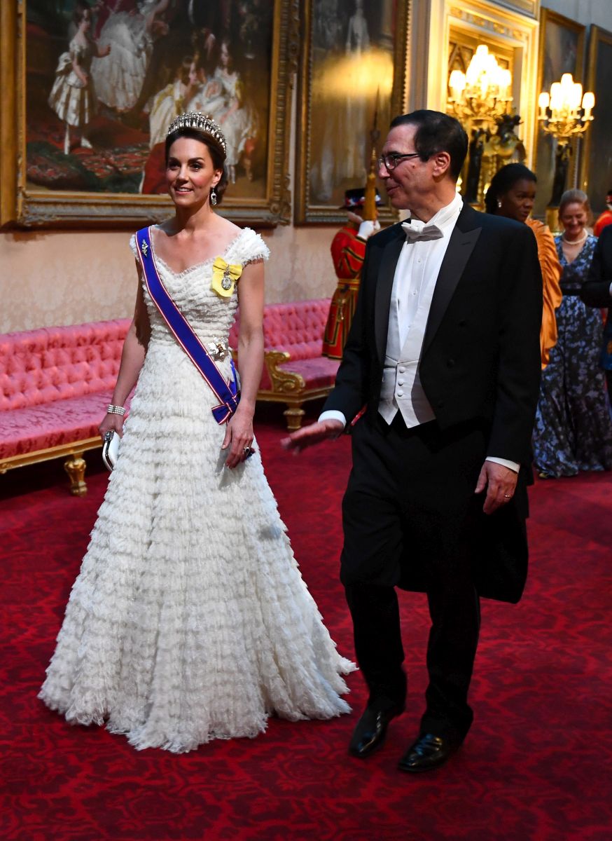 GALERIE FOTO | Mesajul reginei Elisabeta la banchetul organizat în cinstea lui Donald Trump: ”Valorile şi interesele noastre comune vor continua să ne unească”