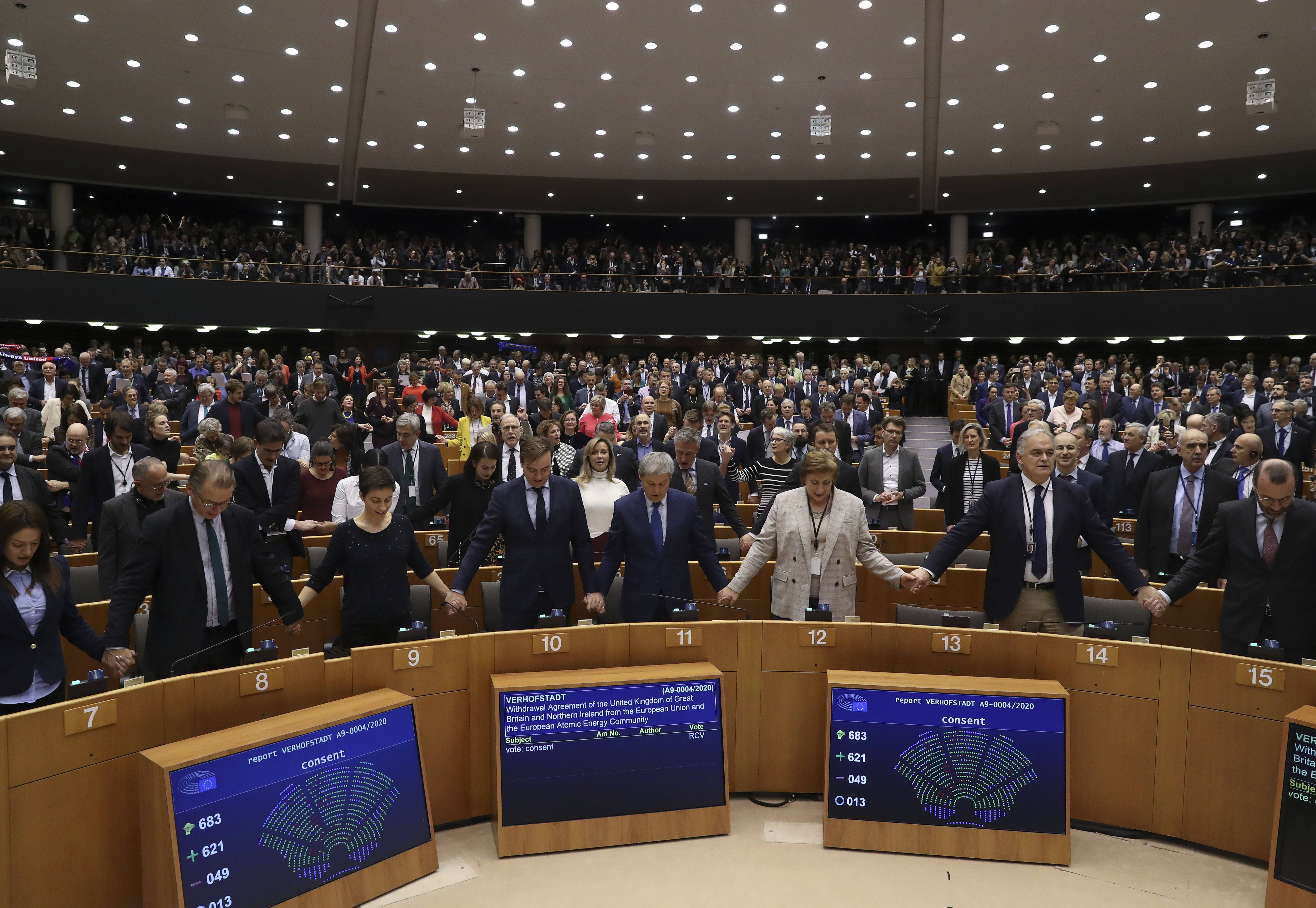Parlamentul European a ratificat acordul de retragere a Regatului Unit din UE. Brexit, la un pas de a intra în vigoare