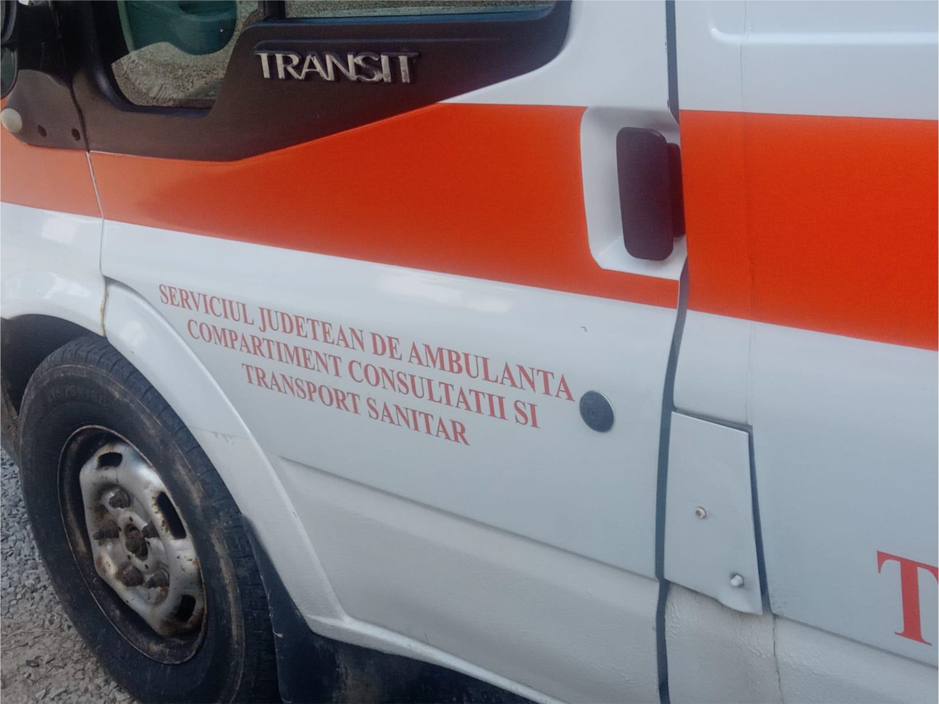 Medicii și personalul de la Salvare din toată țara ne-au trimis imagini cu ambulanțele preistorice, cu un milion de kilometri la bord