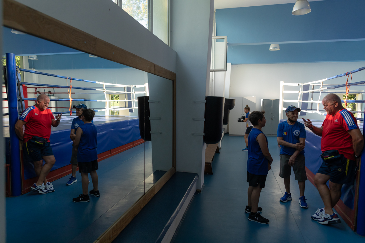 Olimpica României care a început prin a lucra cu ziua, ca să se întrețină
