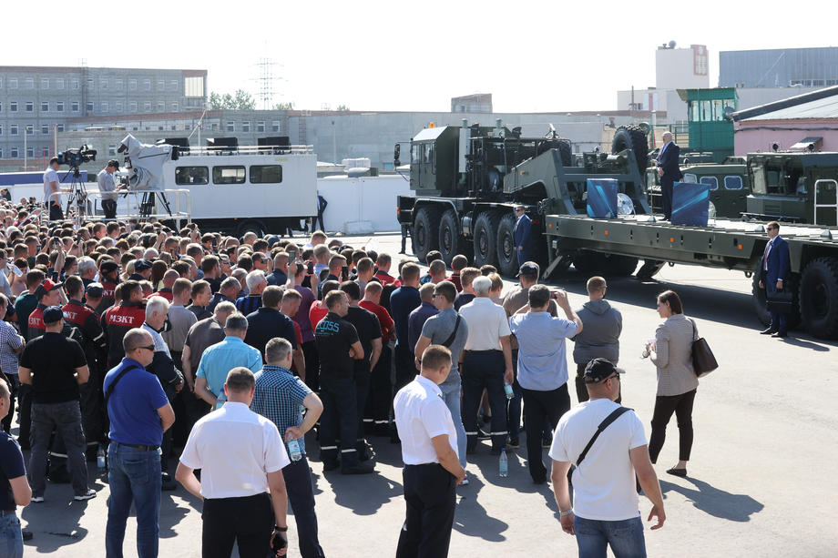 Grevă generală în Belarus. Președintele Lukașenko, huiduit de mii de muncitori: "Pleacă! Nu uităm, nu iertăm"