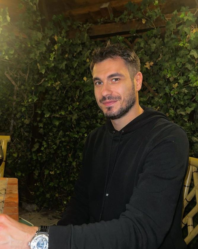 Fiica Andreei Berecleanu, surprinsă alături de Alex Pițurcă. Cum a fost fotografiată Eva Zaharescu când credea că nu o vede nimeni