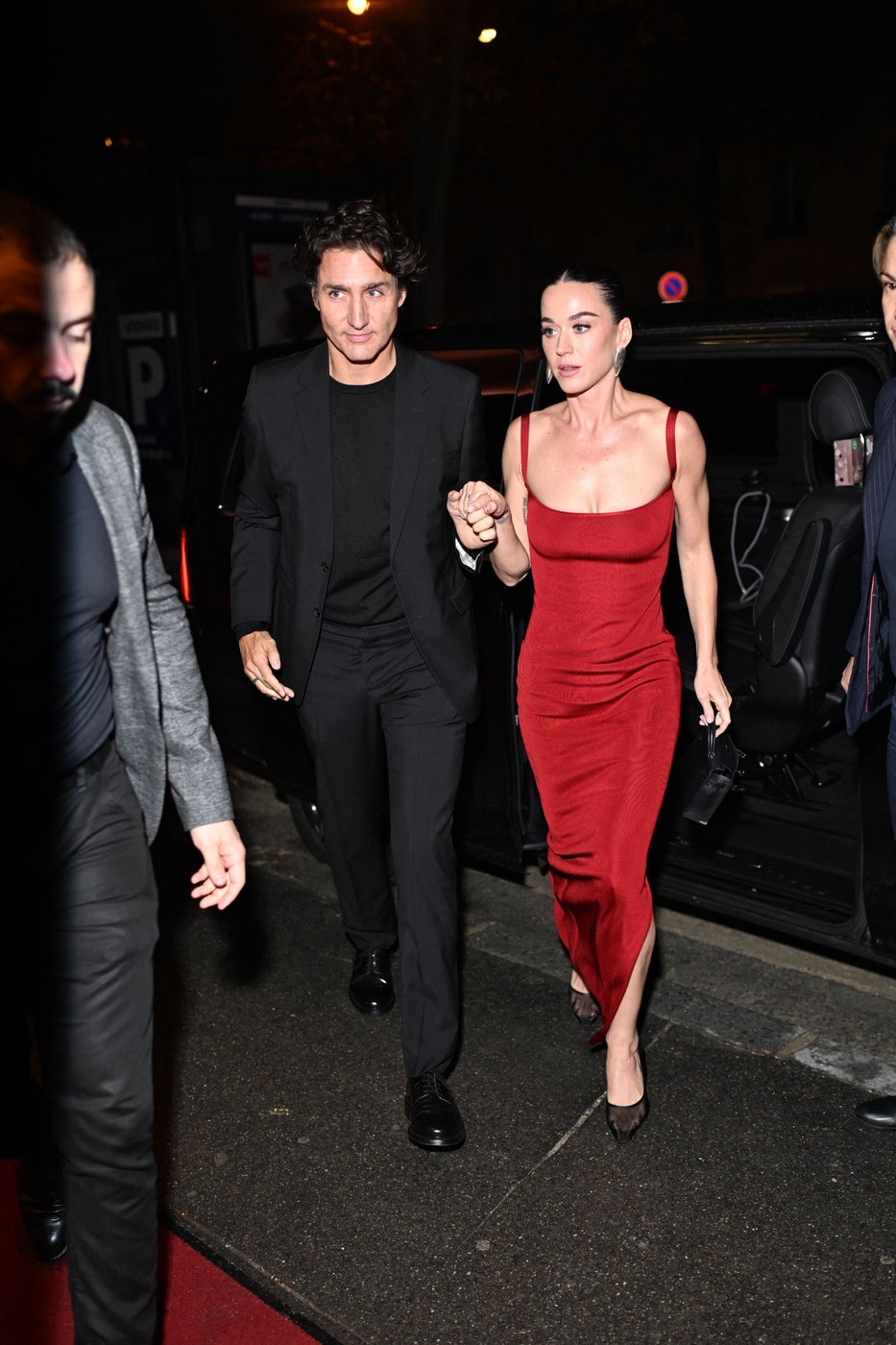 Katy Perry și Justin Trudeau s-au afișat oficial ca un cuplu. Unde au sărbătorit ziua de naștere a cântăreței