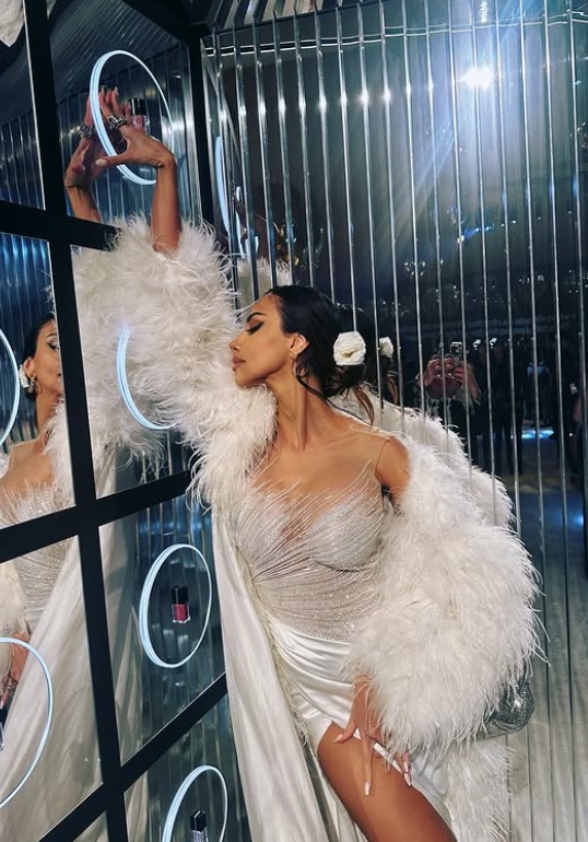 Cum a apărut Mădălina Ghenea la petrecerea organizată de Elton John în seara Premiilor Oscar 2025. „Ce noapte! M-am distrat atât de tare”