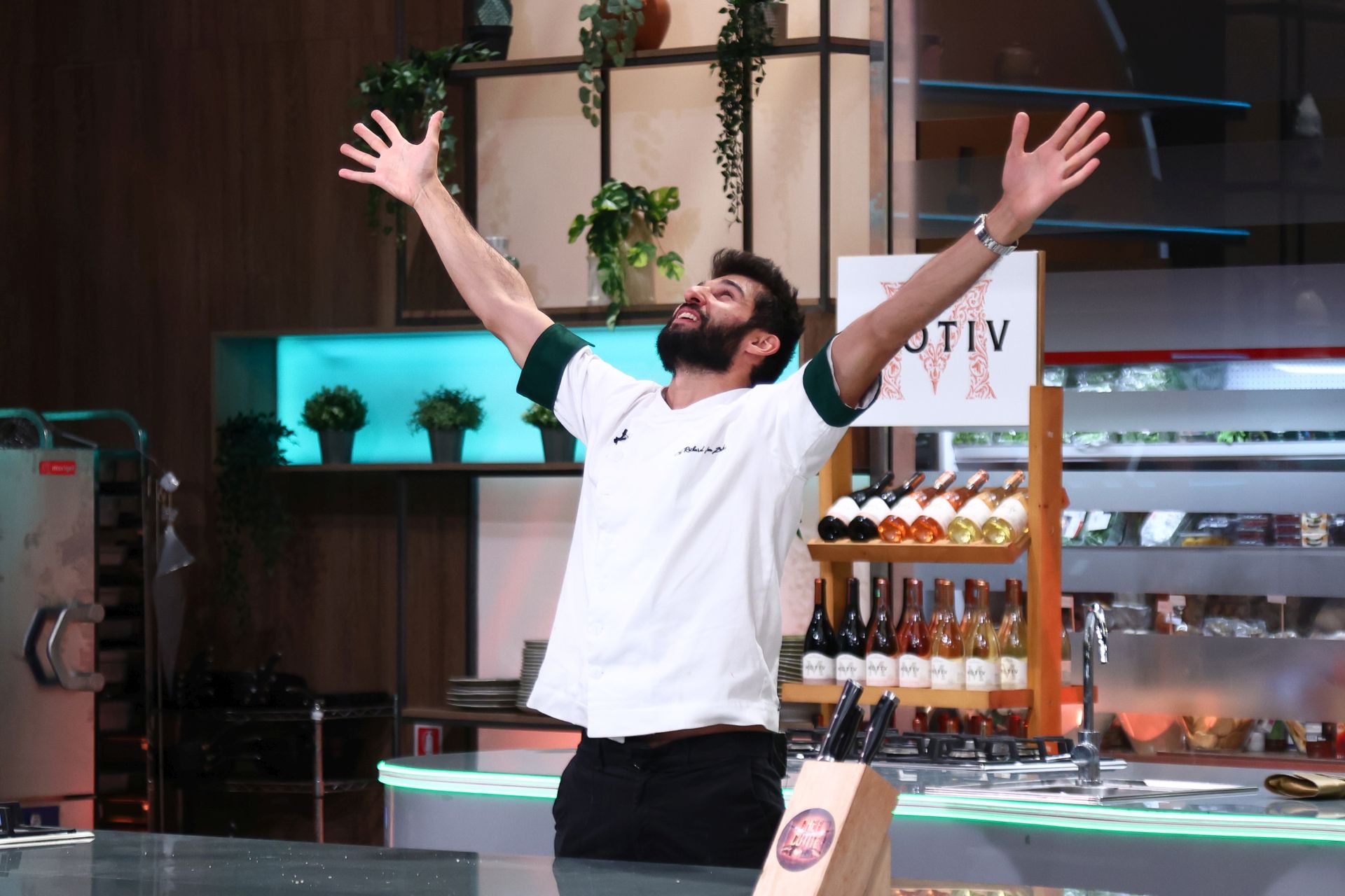 Iulia Magda Pătrașcu, eliminată de la „Chefi la cuțite”, sezonul 14. Ultima confruntare a sezonului și proba individuală din această seară vor decide semifinaliștii
