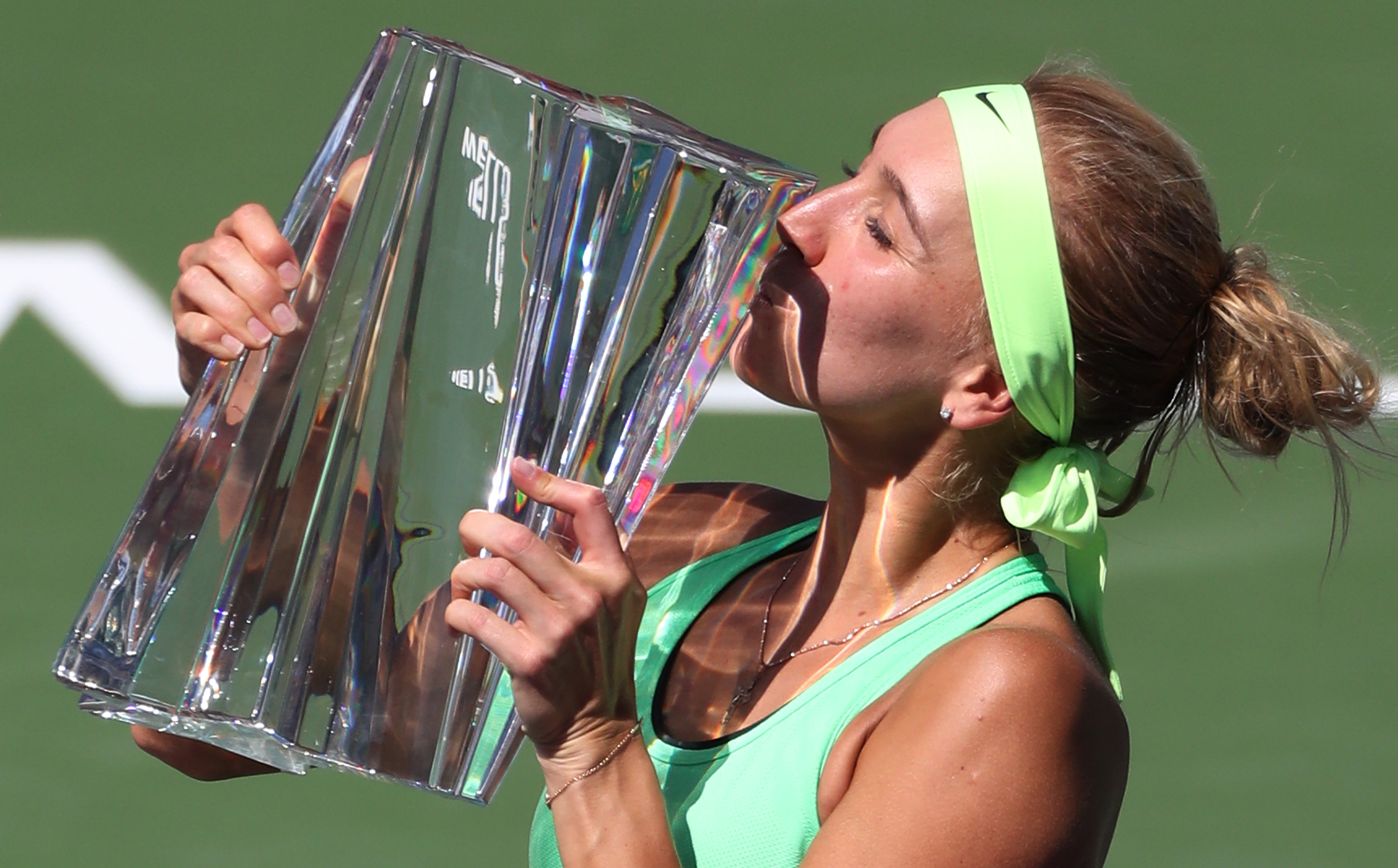 Roger Federer a câștigat turneul de la Indian Wells. L-a bătut pe Stan Wawrinka și a ajuns la al 90-lea turneu câștigat în carieră / FOTO