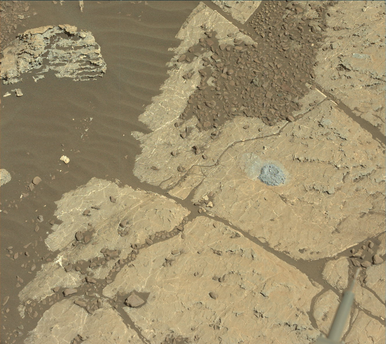 GALERIE FOTO | Ultimele imagini surprinse pe planeta Marte. Robotul Curiosity al NASA continuă studiul planetei