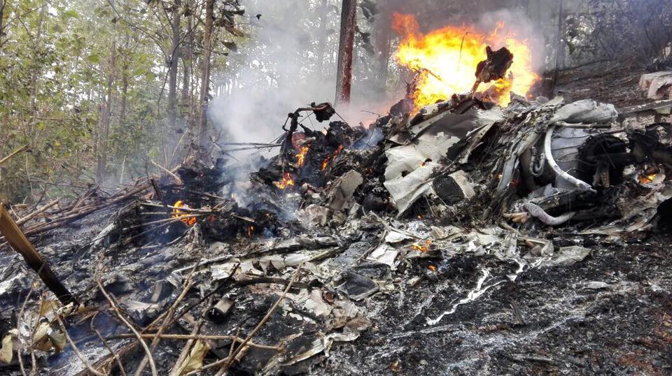 FOTO| Avion prăbușit în Costa Rica în ultima zi a anului. 12 persoane au murit