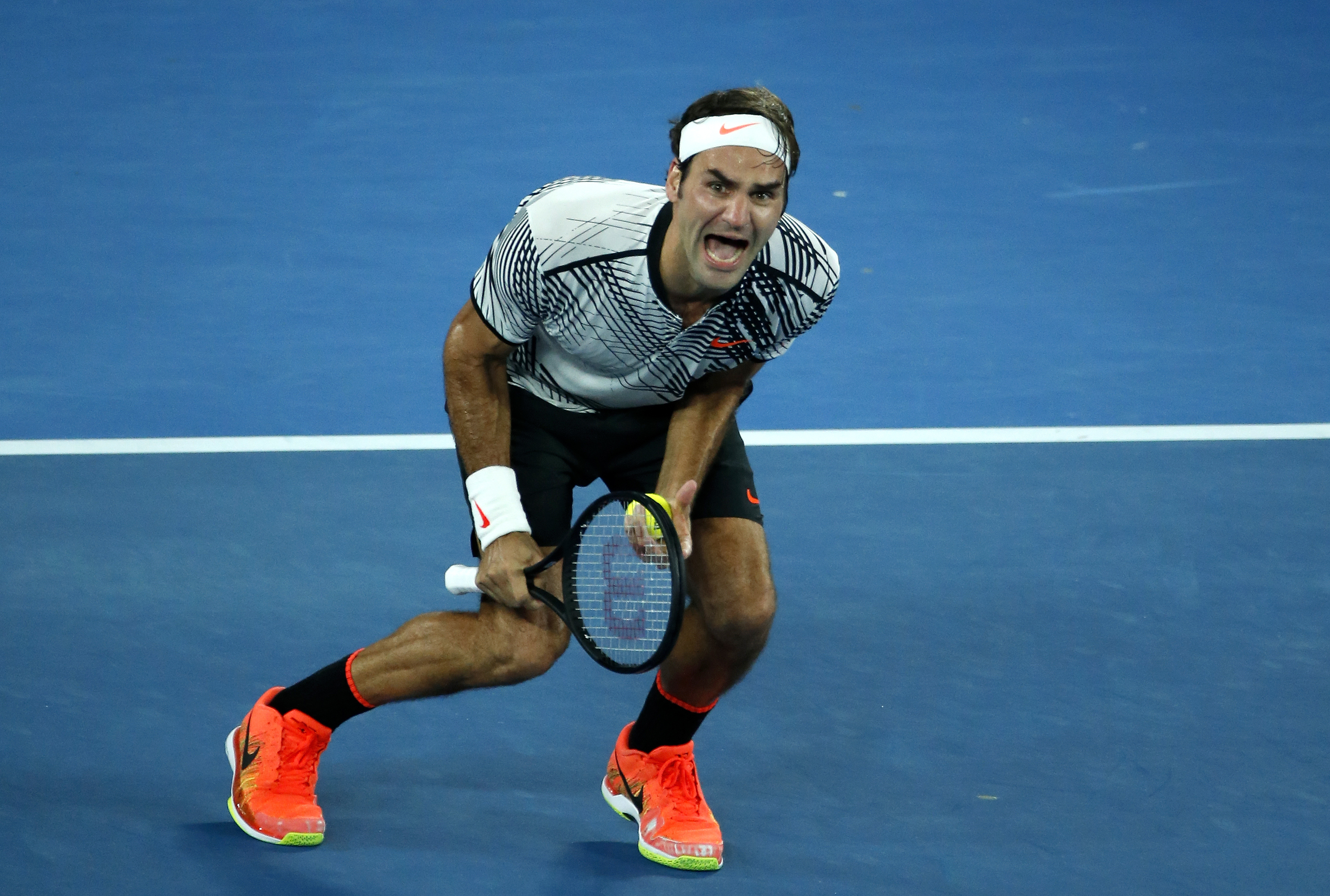 Roger Federer este noul rege al tenisului mondial, după finala câștigată la Australian Open / FOTO