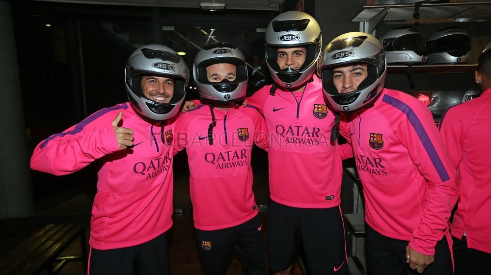 FOTO&VIDEO / "Extratereştrii" s-au distrat la karting