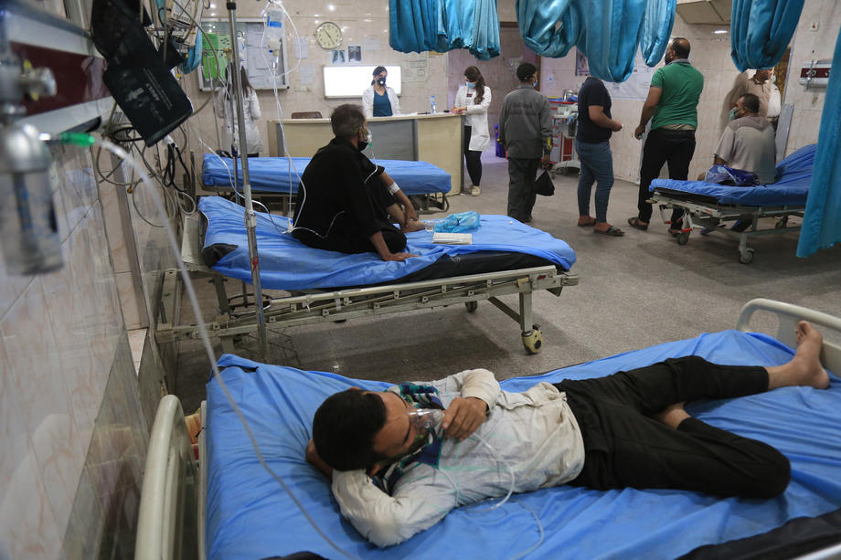 5.000 de oameni au ajuns la spital după o furtună de nisip, în Irak. Îndemnul autorităților pentru populație