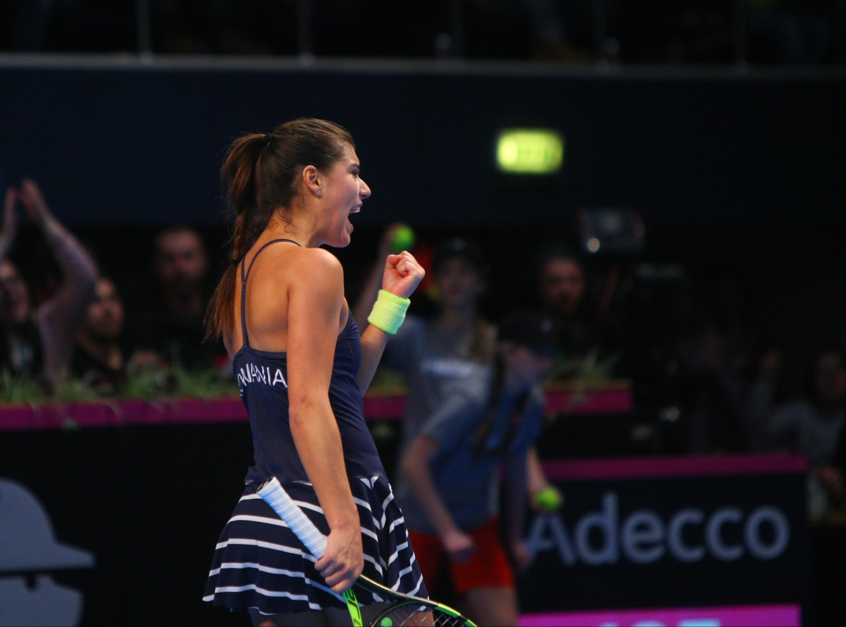 România a fost învinsă de Belgia, în primul tur al Grupei Mondiale II din Fed Cup. Irina Begu a jucat la simplu, dar a pierdut în setul decisiv. Reacții  | FOTO & VIDEO