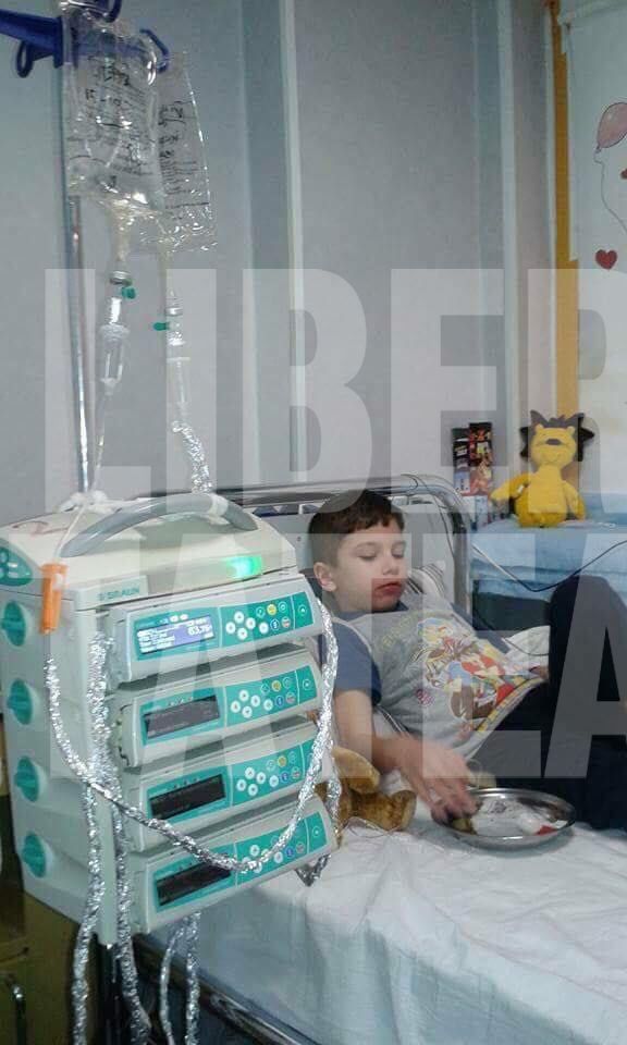 REPORTAJ/ Drama unei familii din Buzău: O mamă și mezinul ei, diagnosticați cu cancer. "Lumea pentru mine s-a oprit în loc" (GALERIE FOTO)