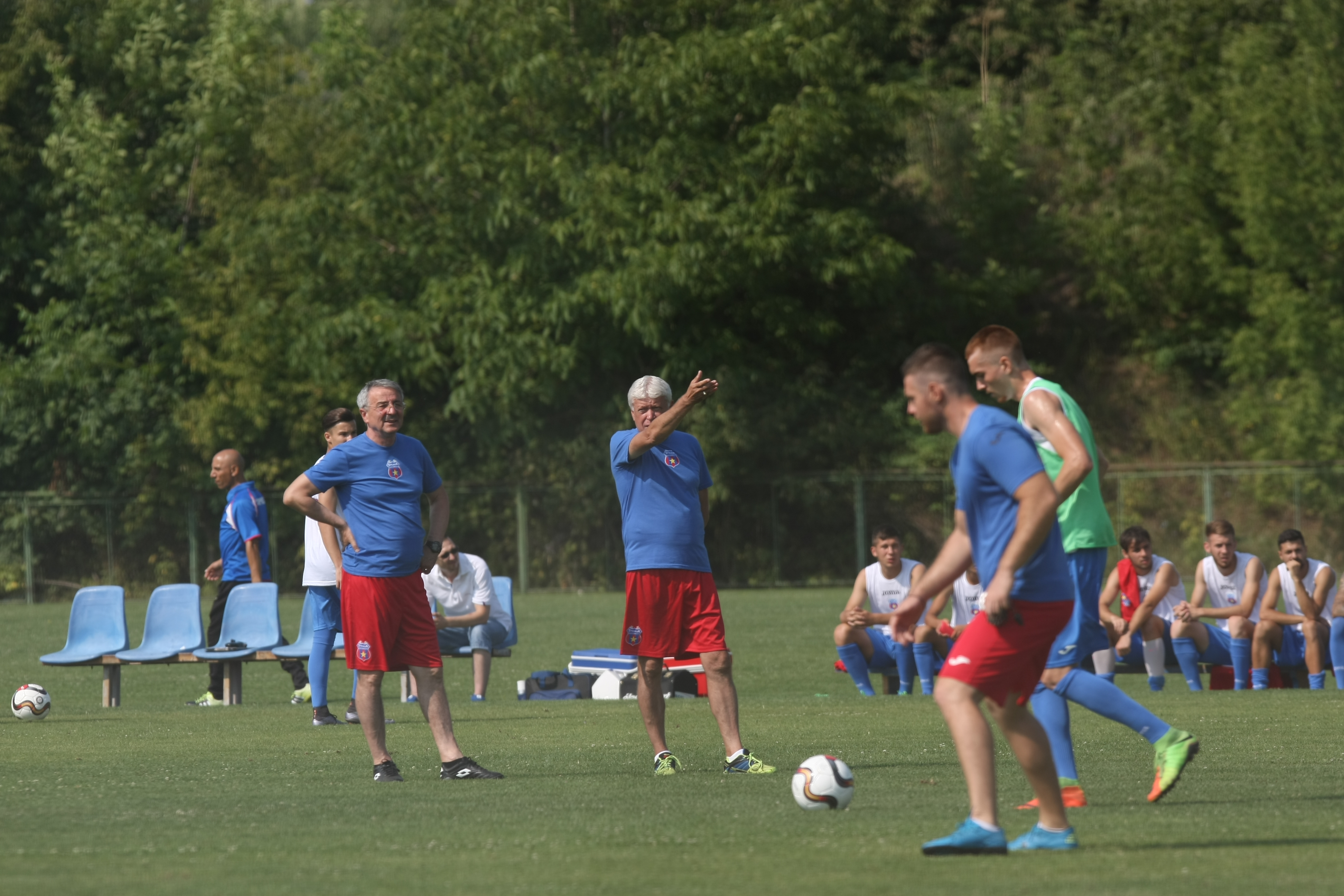 CSA Steaua - Comprest 3-0, în primul amical al echipei Armatei. La meci au fost circa 2.000 de fani | GALERIE FOTO&VIDEO