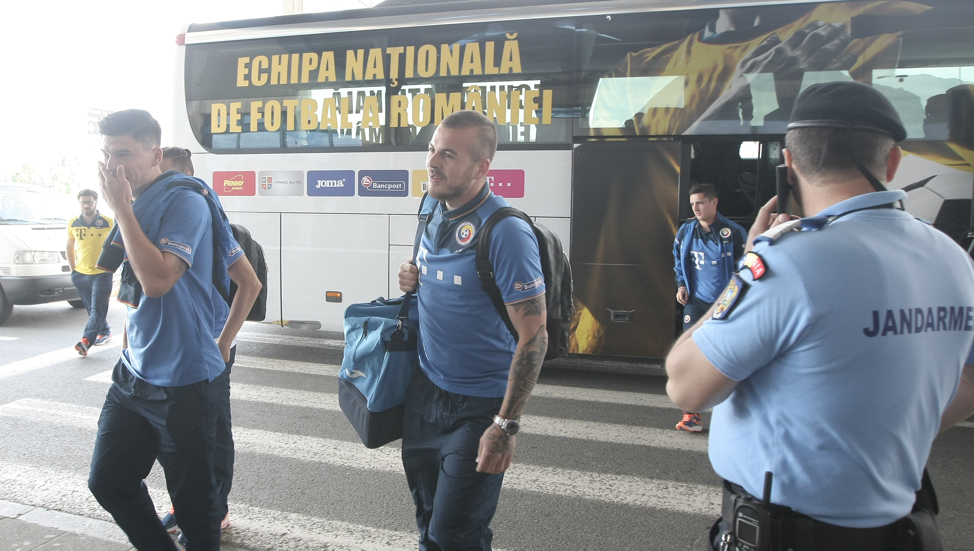 Anghel Iordănescu l-a luat pe Denis Alibec în cantonamentul din Italia. Selecționerul, absent | GALERIE FOTO