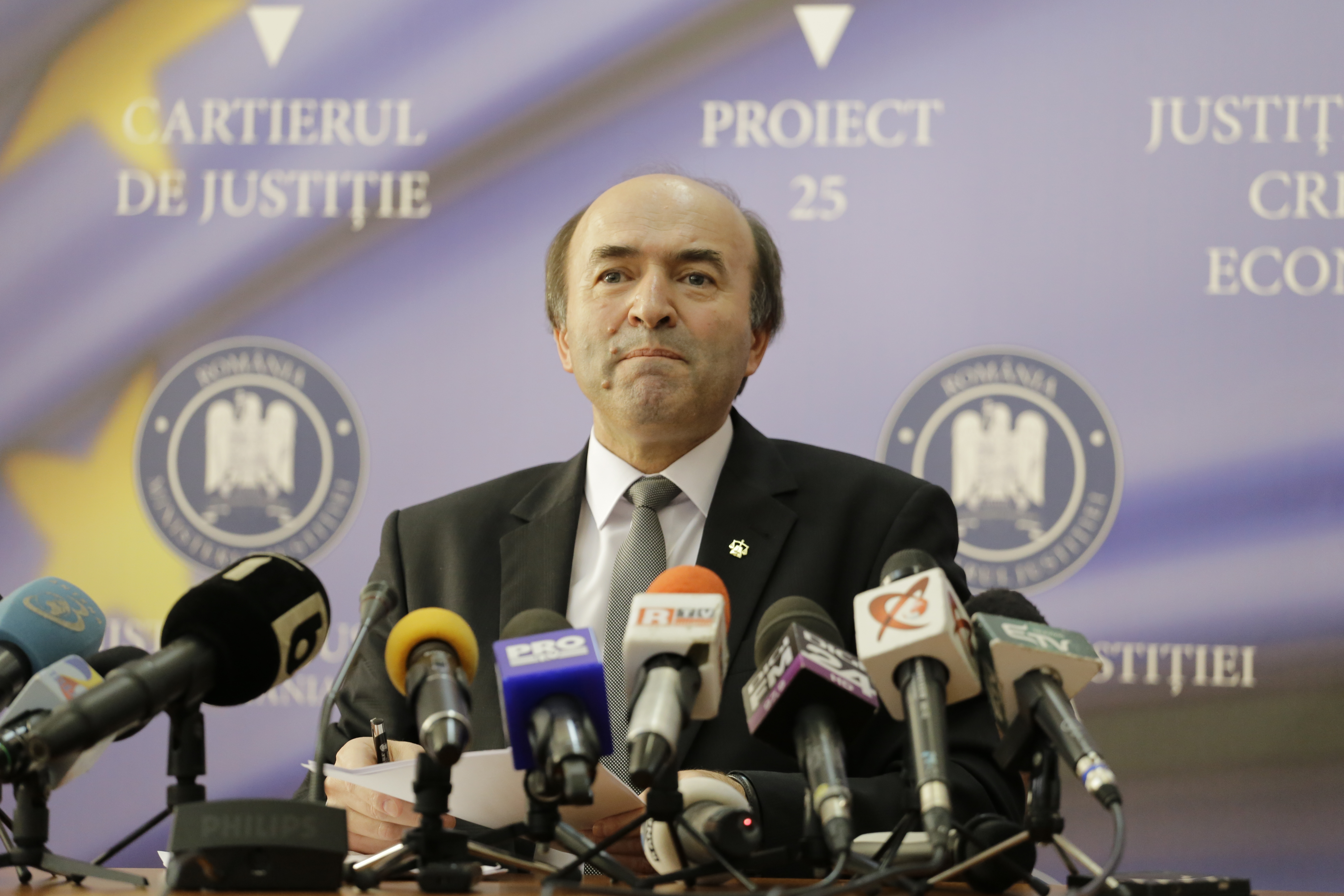 Atunci și acum: Tudorel Toader, procurorul din Panciu care va rămâne în istorie pentru că a cerut revocarea șefei DNA, Laura Codruța Kovesi