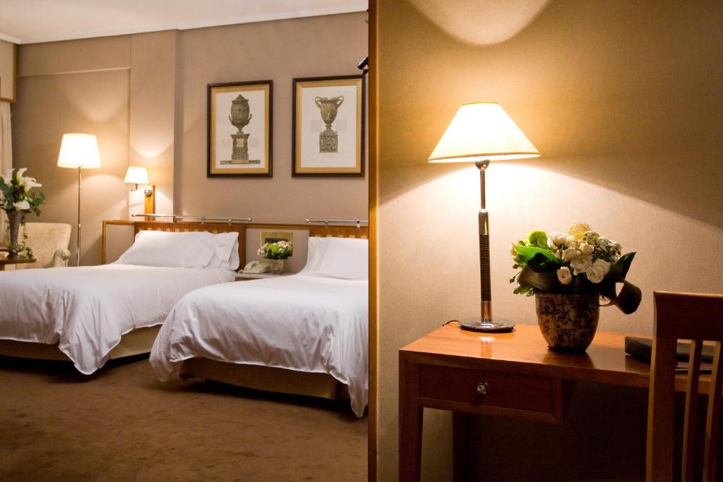 Orașul spaniol ideal pentru un city-break, unde cazarea la un hotel de cinci stele costă 45 de euro, iar săptămâna viitoare se vor înregistra 37°C 