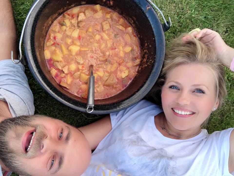 Mirela Vaida, victima hackerilor. Vedeta a rămas fără contul de Instagram. „Bună dimineaţa, că rea a fost deja”