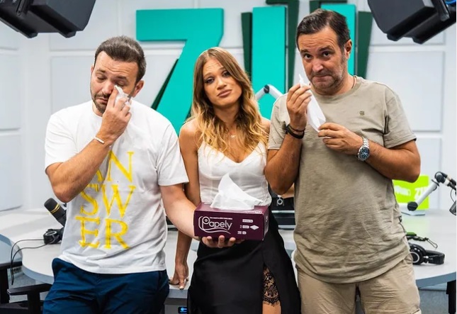 Mihai Morar și Daniel Buzdugan, evacuați de urgență în timpul matinalului de la Radio ZU