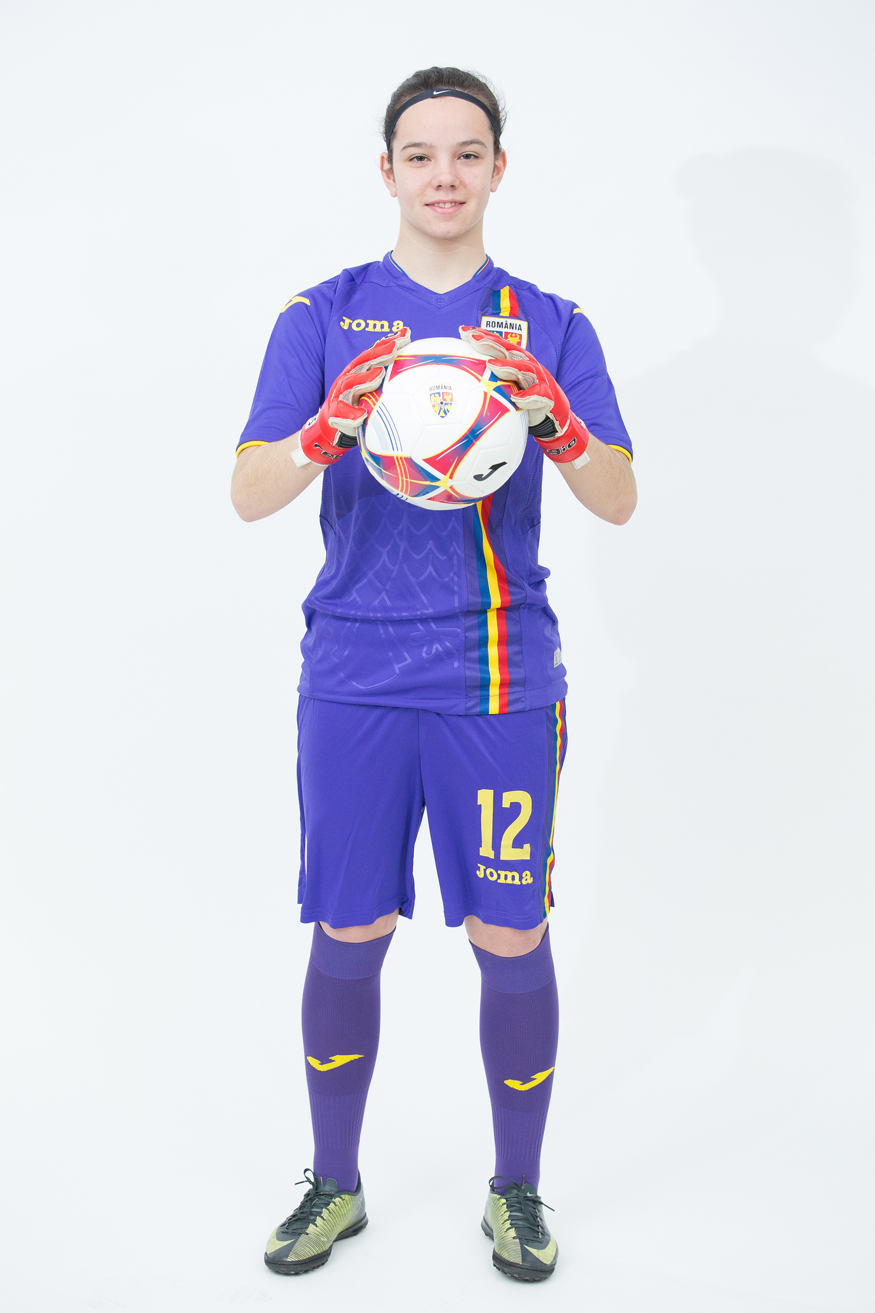 Ce fotbaliste sexy avem în națională. Echipament croit special pentru ele | GALERIE FOTO&VIDEO