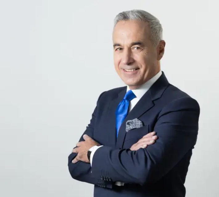 Răspunsul dat de Călin Georgescu după ce a fost întrebat cum vede el politica externă: „Dacă nu înțelegi sistemul ăsta, ești pierdut”