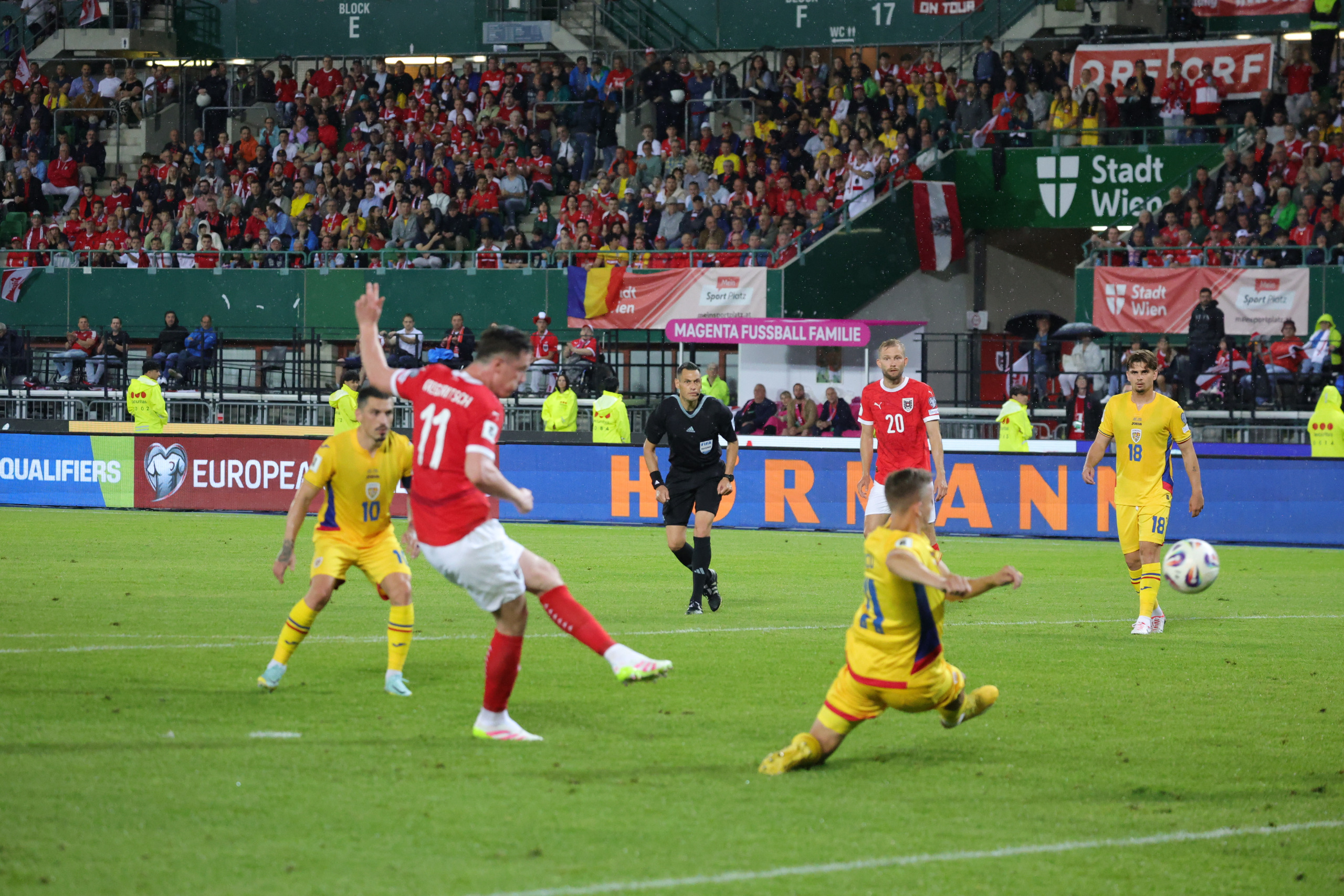 Austria - România 2-1, în preliminariile CM 2026. Tricolorii s-au înclinat în Austria. Golul marcat de Tănase în ultimul minut nu a fost suficient