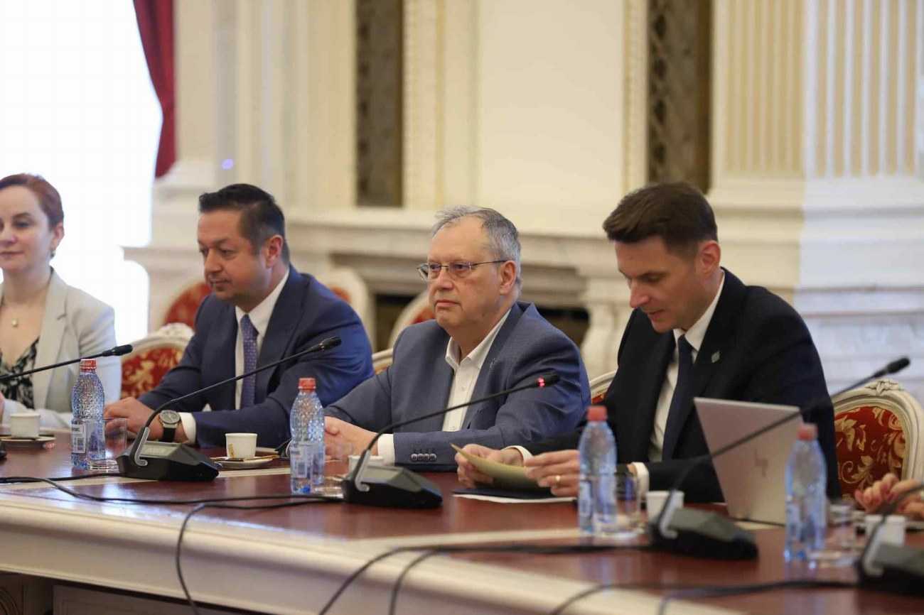 Dumitru Prunariu, singurul român care a zburat în Cosmos, aniversat în Senat după 45 de ani de la misiunea Soyuz 40