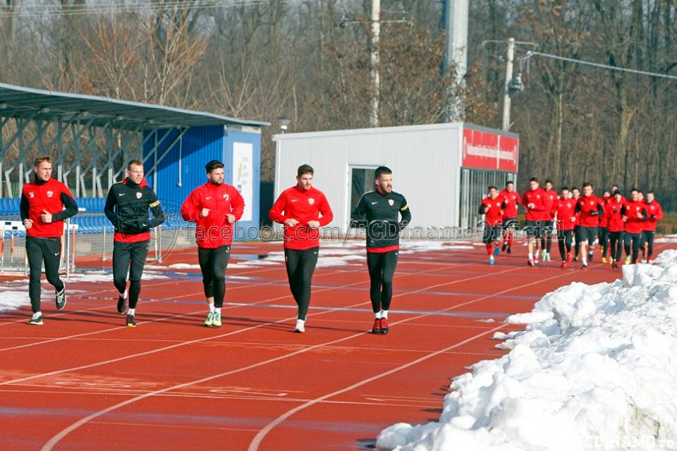 Dinamo s-a reunit la Izvorani! Antrenorul Mircea Rednic are la dispoziție cinci portari! Au absentat Gnohere și Essombe / GALERIE FOTO