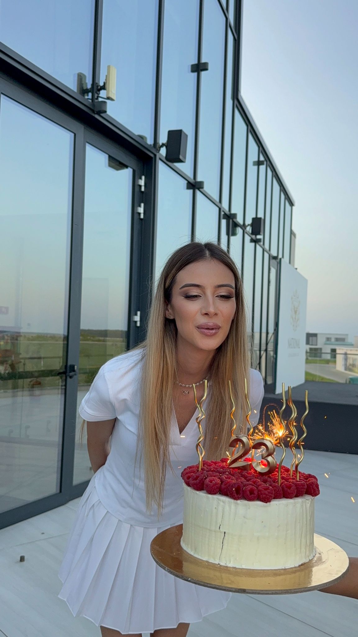 Cum poți să reușești în afaceri la 23 de ani. Alexandra-Maria Marinescu: „Nu am timp de viața obișnuită a unui tânăr de 20 de ani, am alte priorități”