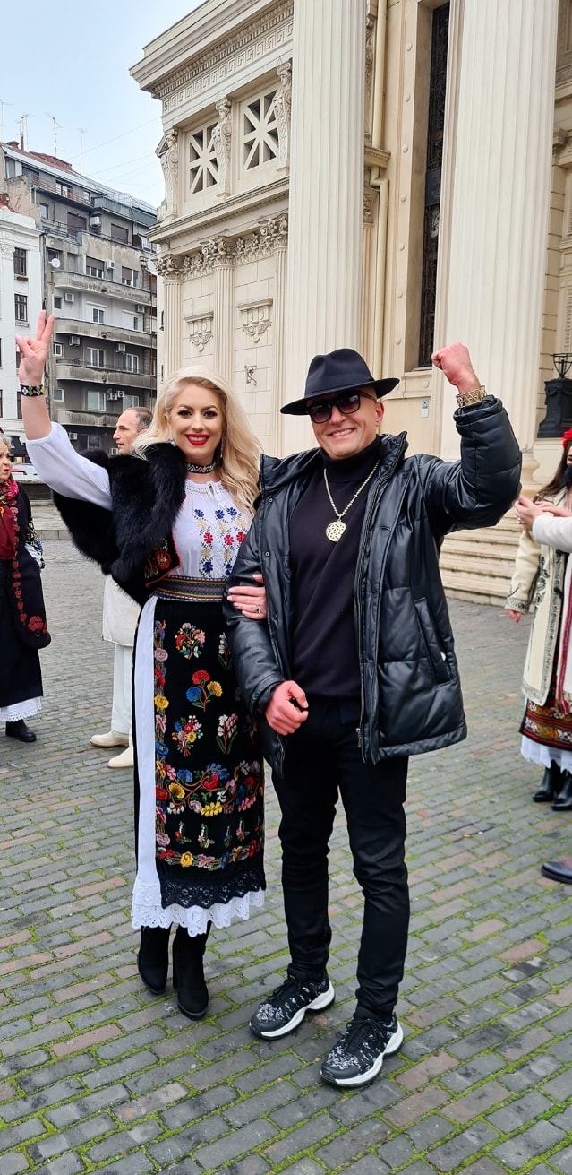 Divorț neașteptat în showbizul românesc. Cântăreața s-a despărțit de soț în mare secret