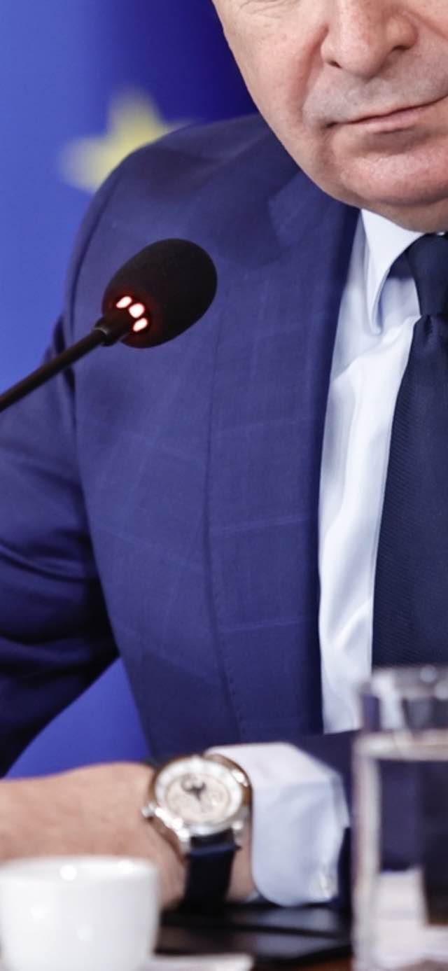 Cât costă, de fapt, „ceasul de 200.000 de euro” de la mâna lui Ilie Bolojan: „Aveți puțin bun simț! E ieftin, ca să fiți liniștiți”