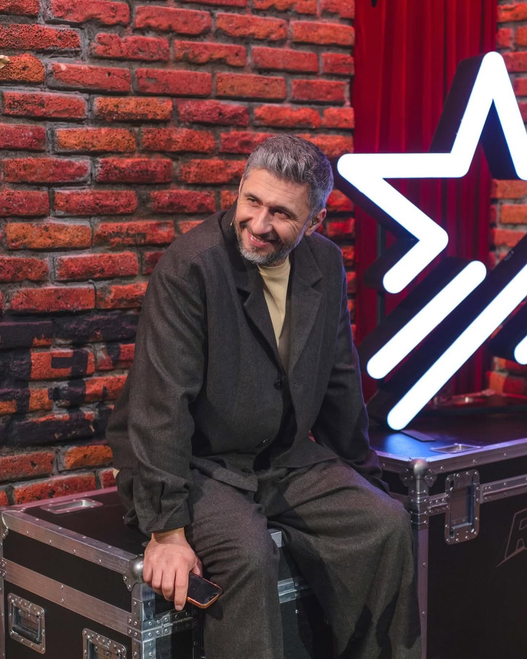 Încep edițiile live „Românii au talent”. Cum vede Dragoș Bucur trecerea de la înregistrări la direct: „Venim cu partea noastră” | EXCLUSIV