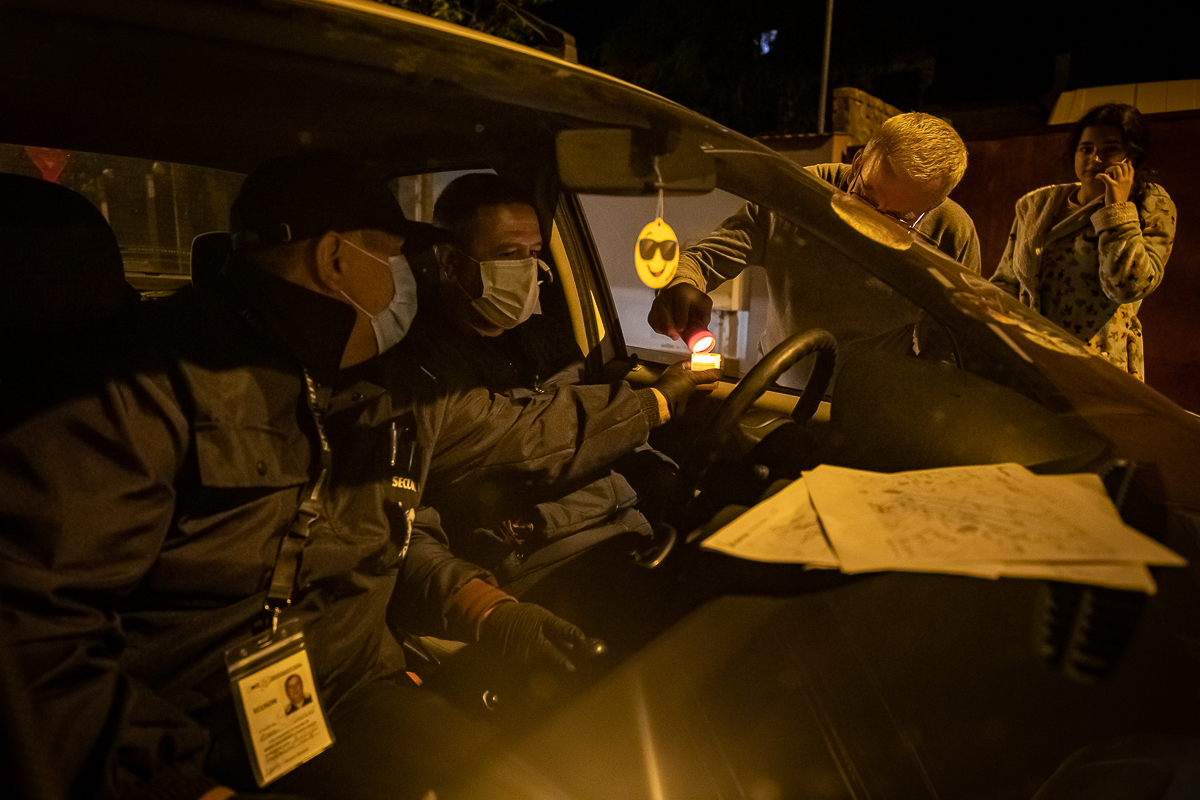 Se încheie o noapte și-o zi pe care ni le vom aminti mereu. Cele mai bune imagini cu Paștele 2020, de la fotoreporterii Libertatea